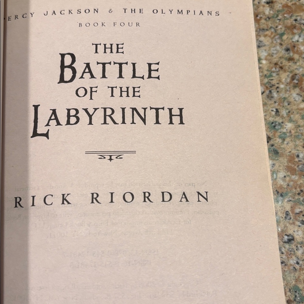 Scholastic Red and Black The Battle of the Labyrinth - Picture 3 of 7